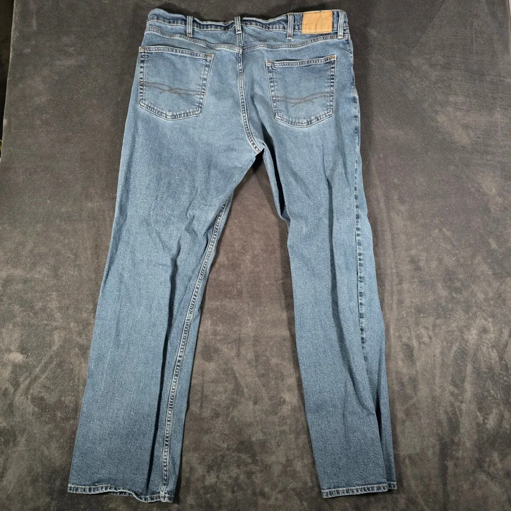 Levi Strauss Signature Relaxed Fit Jeans Mens‎ W38 L32 Light Wash Denim Pants